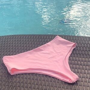 SHEIN bikini bottom light pink size L NWOT 🌸🌸